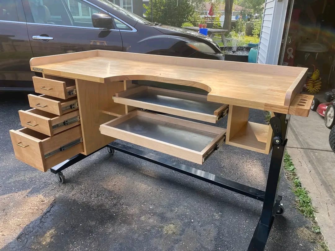 Jewelry bench
